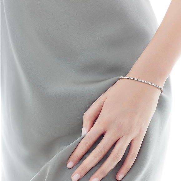 Tiffany Metro Hinged White Gold & Diamond Bangle - Picture 2 of 7